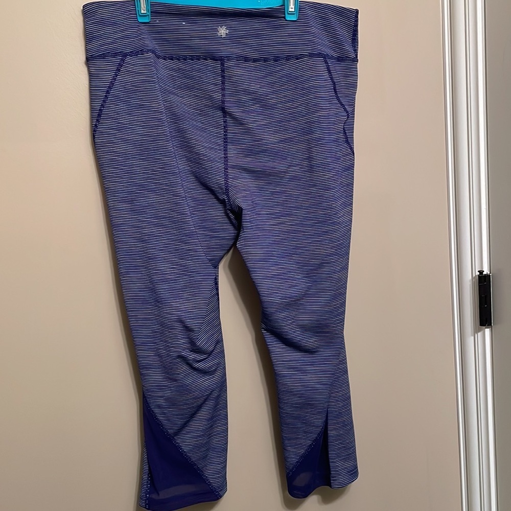 Women’s EUC Tek Gear Dry Tek legging purple stripe XXL - Picture 2 of 3
